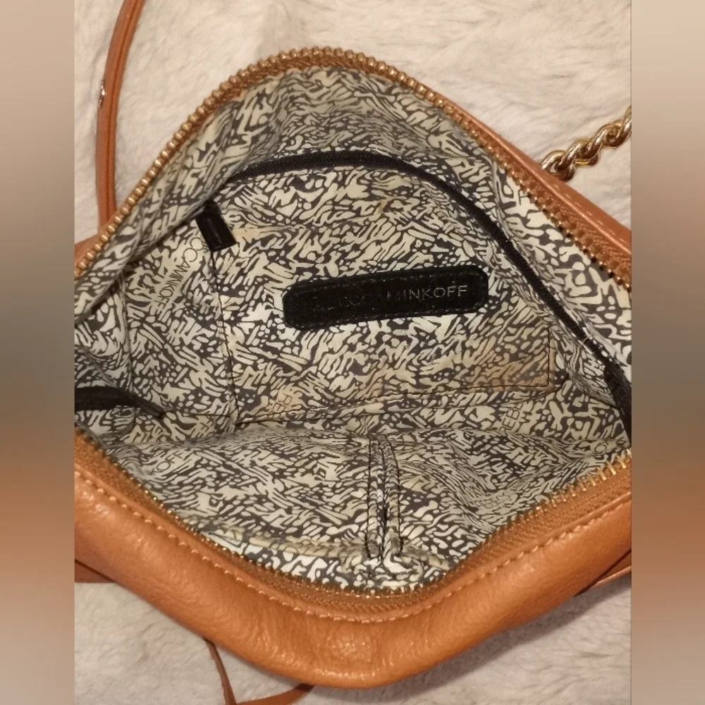 Rebecca Minkoff Leather Classic Casual Gold Hardwear Convertible Chain Crossbody